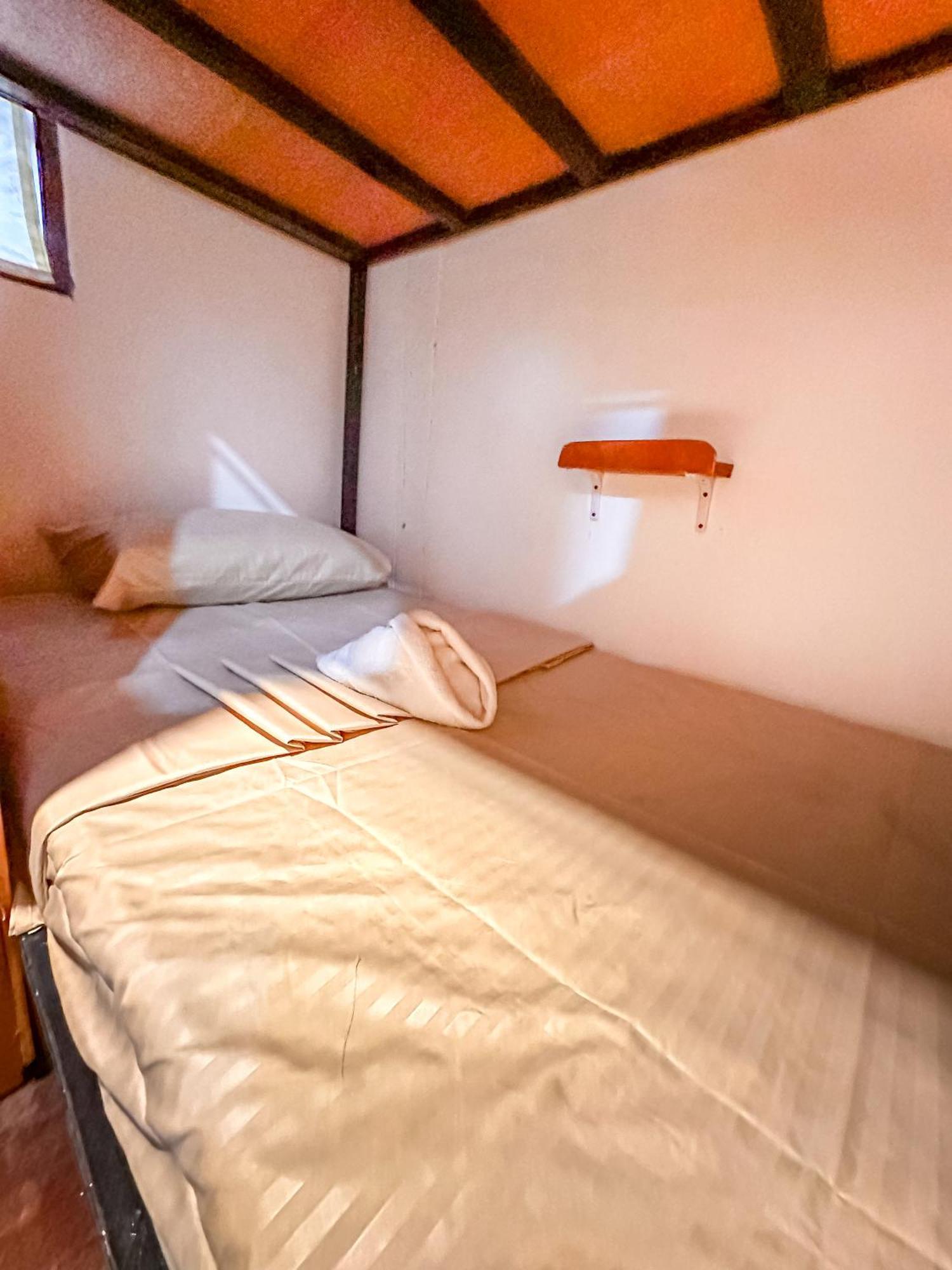 Hangout'S Hostel El Nido Εξωτερικό φωτογραφία